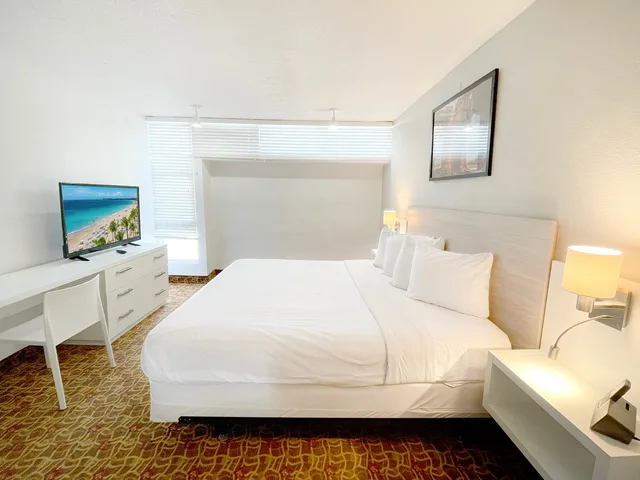 جناح بإطلالة على البحر بغرفة نوم واحدة، ESJ Beach Hotel 1/3