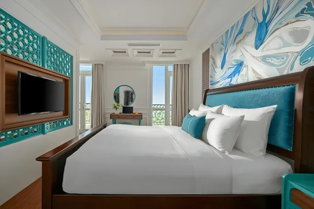جناح تنفيذي بسرير مزدوج بإطلالة على البحر بشرفة، PARACEL DANANG HOTEL 1/1