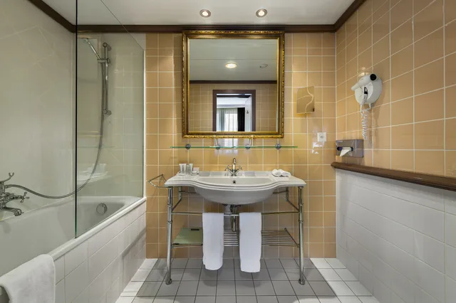 Executive Double, Royal Manotel 1/1