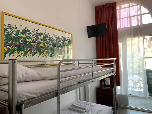 غرفة اقتصادية بسريرين منفصلين، Boutique Hotel La Belle Vue 1/1