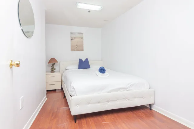 لوفت رئاسي، Girasole Apartments 1/10