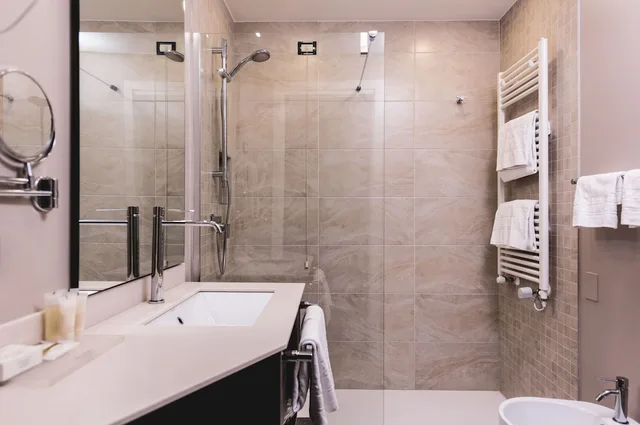 جناح جونيور بسرير مزدوج، HOTEL ARABA FENICE 2/2