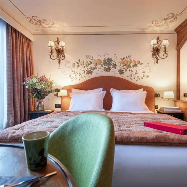 غرفة سوبيريور بسرير مزدوج بشرفة بإطلالة، Hotel de la Loze 6/10