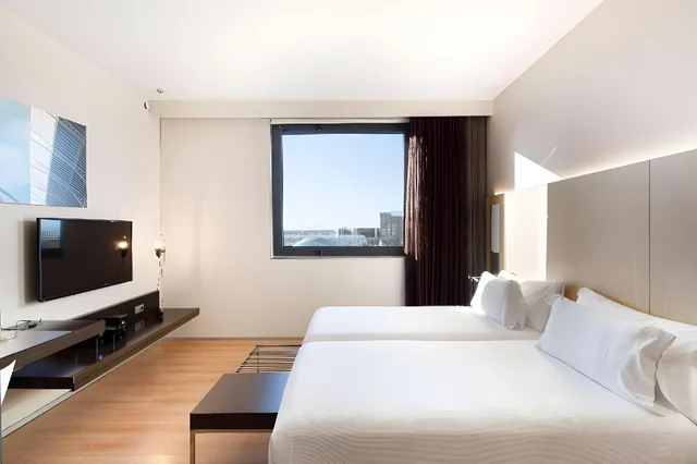 جناح بسريرين كينج، BARCELO VALENCIA 1/2