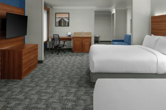 غرفة بسريرين كوين، Holiday Inn Express Suites Rancho Cucamonga 1/5
