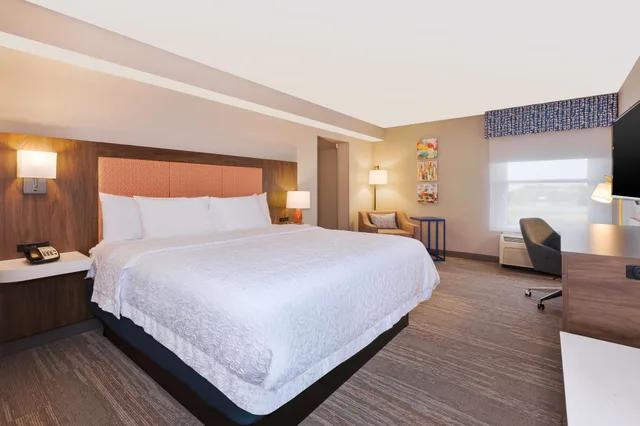 استوديو بسرير كينج مع أريكة لذوي الإعاقة، Hampton Inn Princeton 2/10