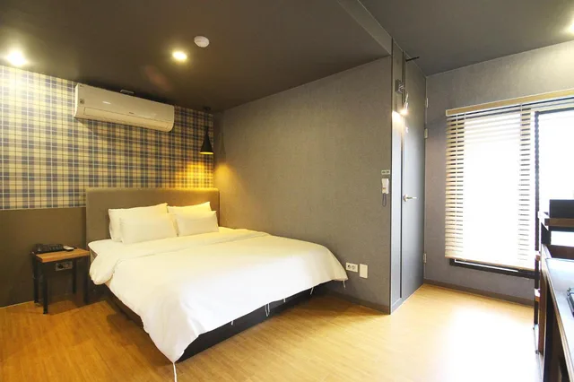 غرفة ديلوكس بسريرين منفصلين، Hotel Gray 5/10