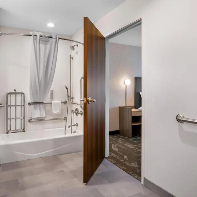 جناح استوديو بسرير كوين بحوض استحمام لذوي الإعاقة، Home2 Suites By Hilton Irving / Dfw Airport North 2/2