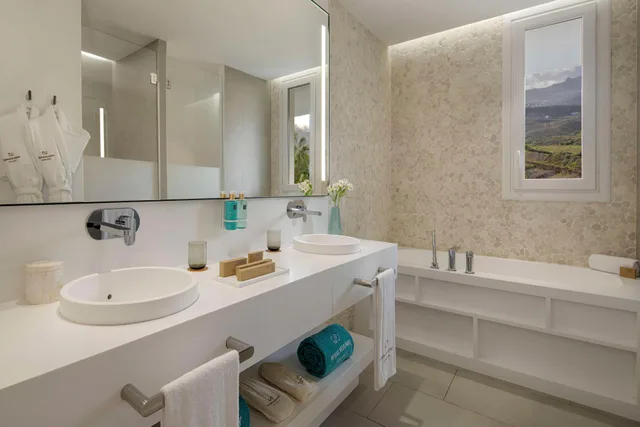 جناح ديلوكس، Royal Hideaway Corales Suites 5/5