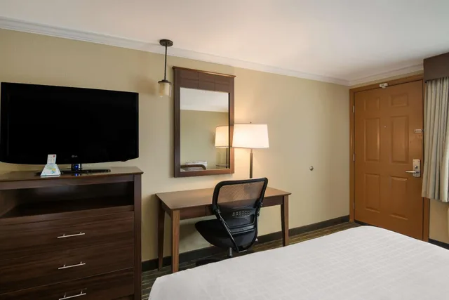 غرفة عائلية، Best Western Holiday Hotel 4/8