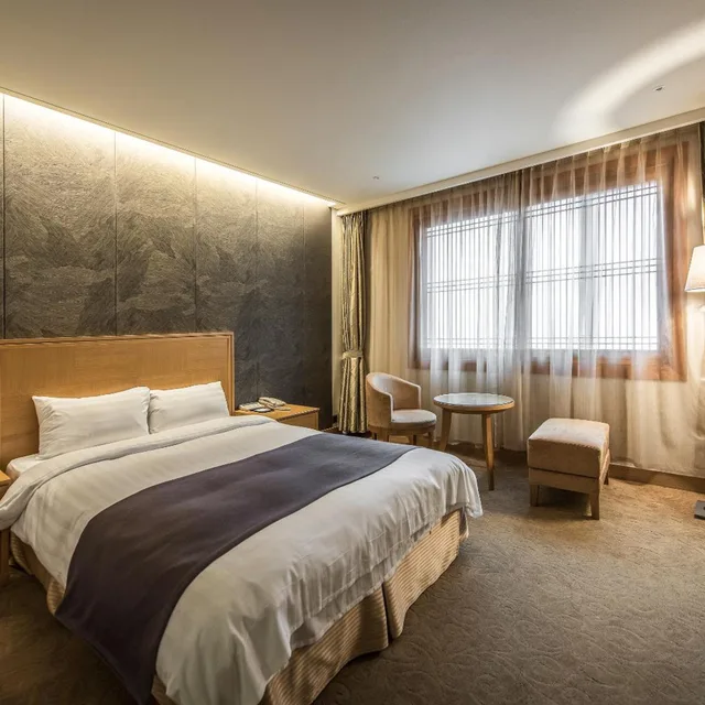 غرفة قياسية بسرير مزدوج، Shangria Beach Tourist Hotel 3/6