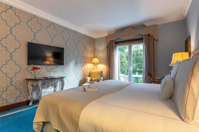 Room, Double Bed, with Extra Bed, Garden View, Pestana Palace Lisboa 4/8