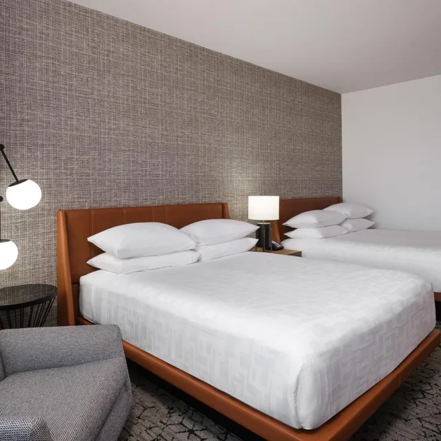 Guest Room, 2 Queen Beds, Golf Course View, Club Lounge Access, Sheraton Flowood The Refuge Hotel & Conference Center 2/8