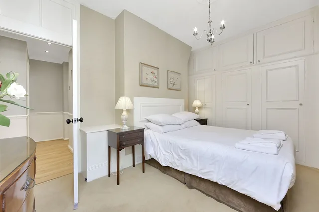 Highgrove, Suite, 2 King Beds, 1 Double and 1 Single Bed، No 1 The Mansions By Mansley 4/10