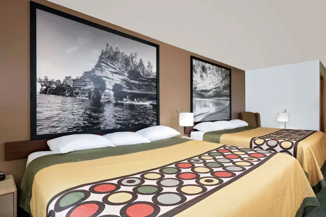 غرفة بسريرين كينج، AmericInn by Wyndham Mauston 4/9