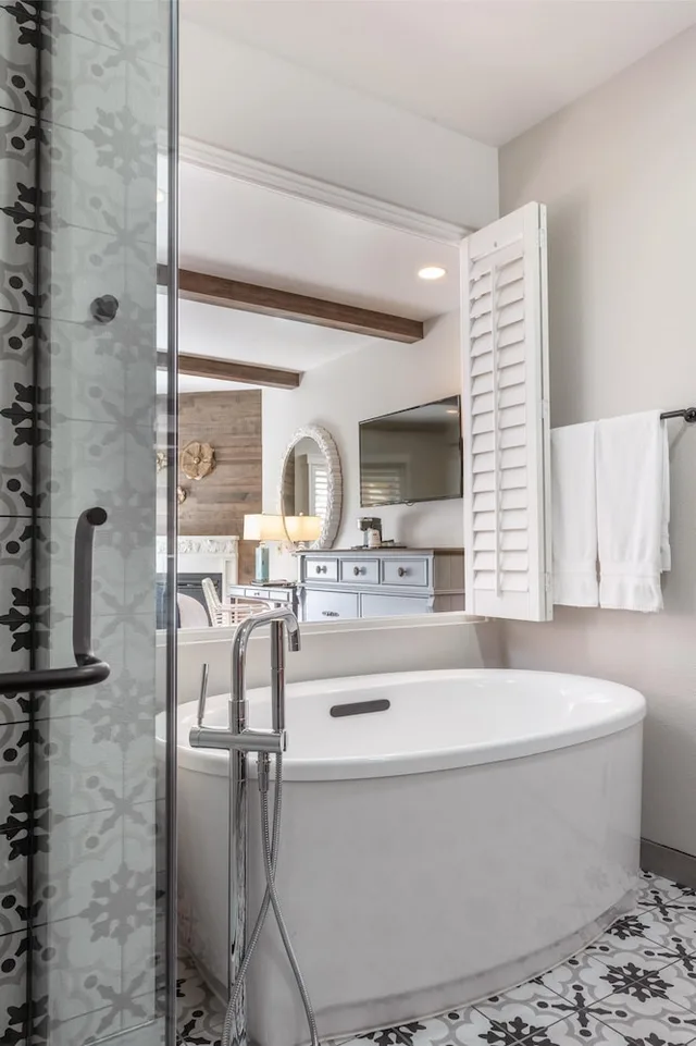 غرفة بسرير كينج، The Lodge at Healdsburg, tapestry Collection by Hilton 4/7