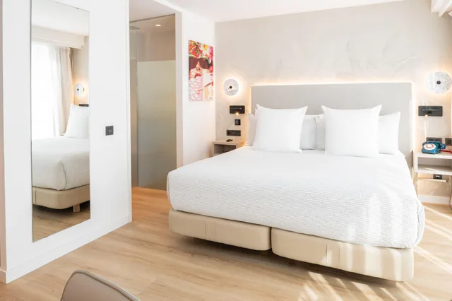 لوفت، INNSiDE by Meliá Tenerife Santa Cruz 4/9