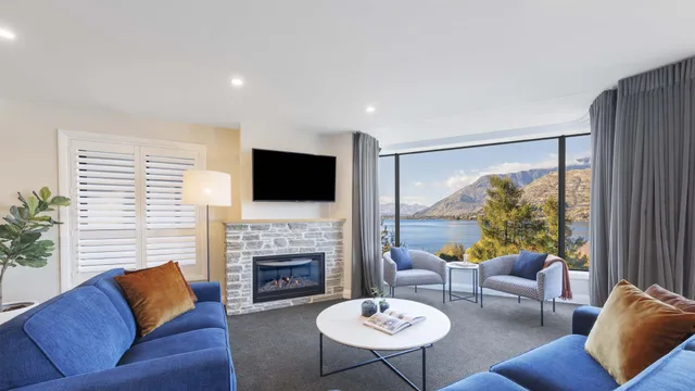 غرفة بسرير كينج وسرير كينج بإطلالة على البحيرة بغرفتي نوم، Avani Queenstown Hotel 1/1