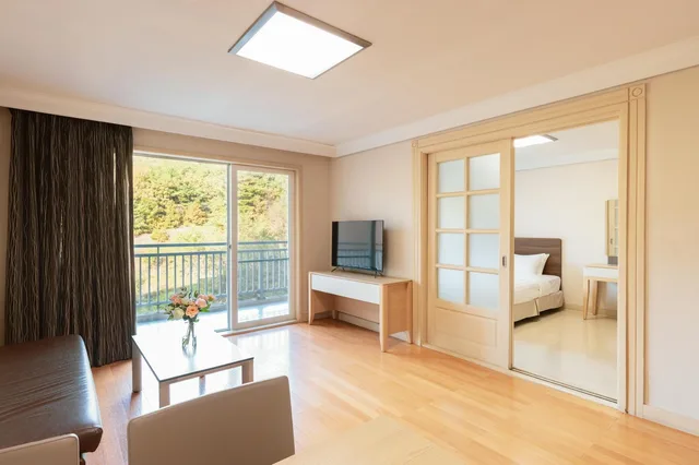 East, Suite, Kitchen، Sono Belle Danyang 1/1