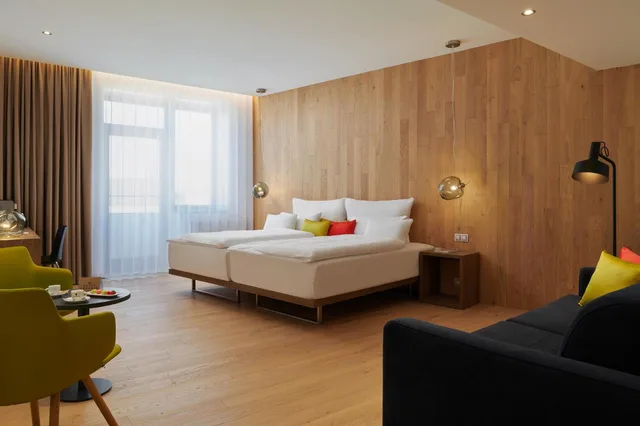 غرفة عائلية، Hotel Passage 9/10