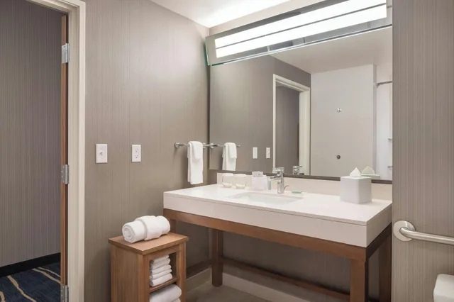 Room, Multiple Beds، Courtyard By Marriott Sedona 8/8