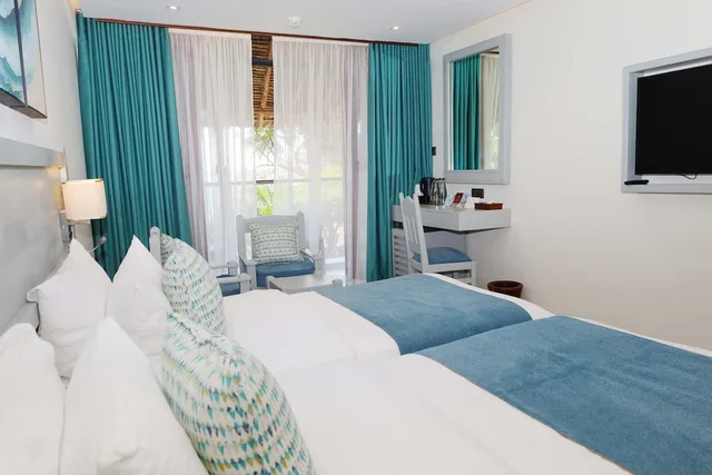 غرفة قياسية بسريرين منفصلين، Baobab Beach Resort 6/10