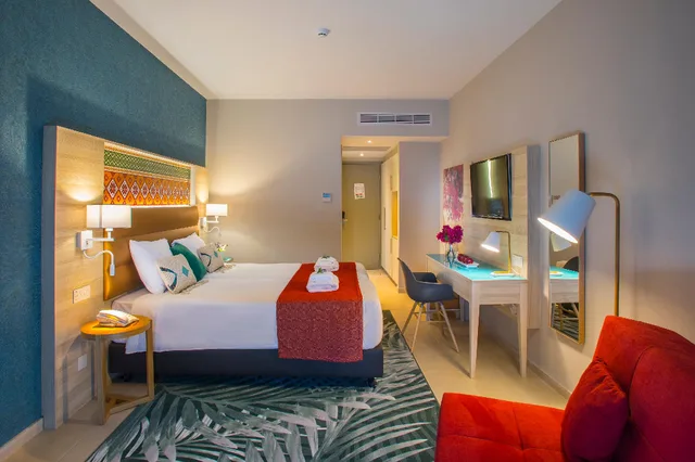 Twin/Double room Promo، Leonardo Cypria Bay 1/2