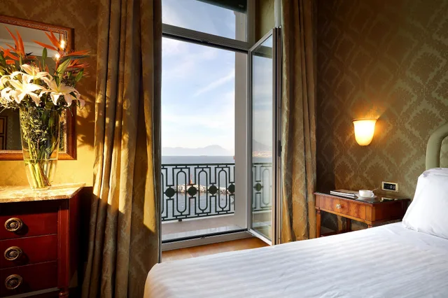 Executive, Suite, King Bed, Sea View, Eurostars Hotel Excelsior 8/10