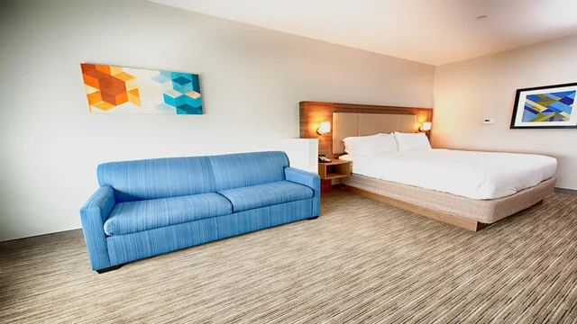 Suite, Multiple Beds, Accessible, Holiday Inn Express & Suites Houston SW - Galleria Area 1/4
