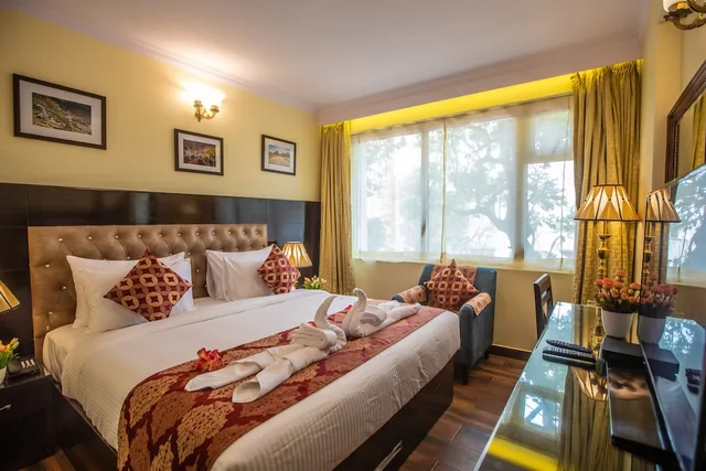 غرفة ديلوكس بسرير مزدوج بإطلالة على المدينة، Hotel Paramos Inn 2/4