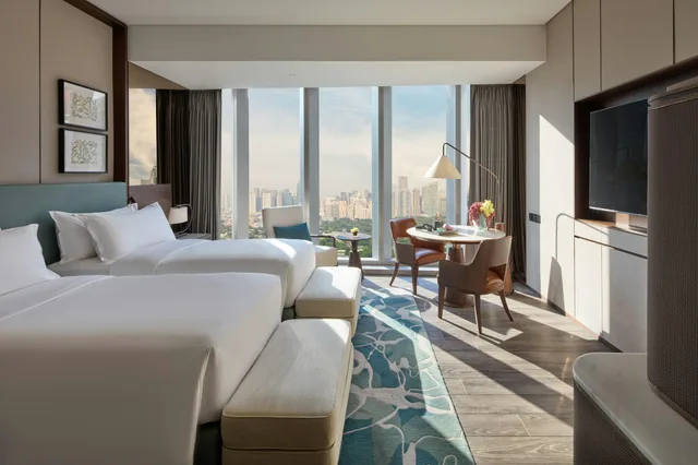 غرفة ديلوكس عائلية، Mandarin Oriental Makati Manila 1/1