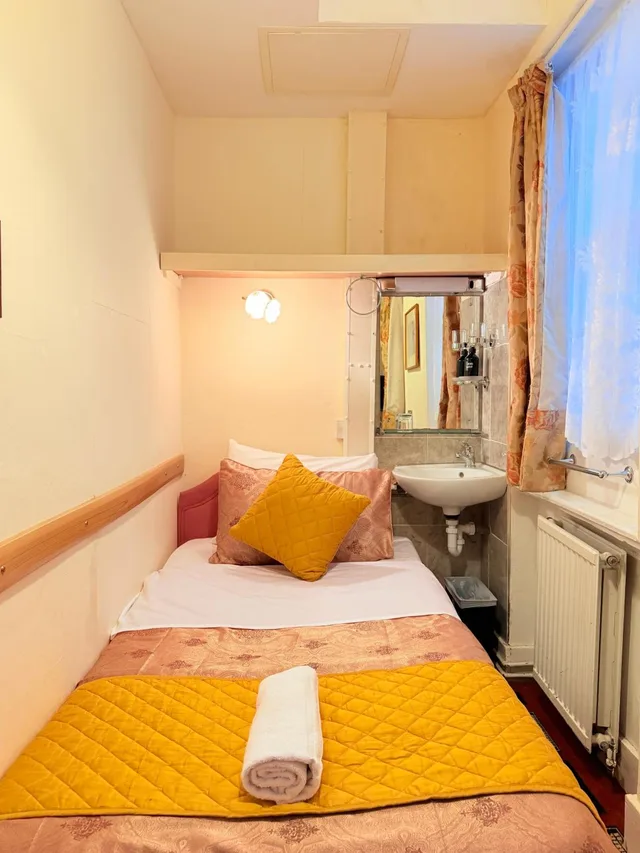 غرفة مفردة بحمام مشترك، Albro House Hotel 1/1