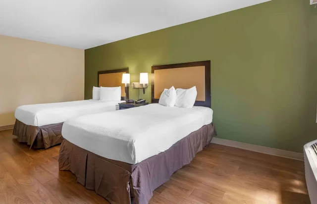 استوديو ديلوكس بسريرين مزدوجين مع أريكة، Extended Stay America San Jose - Edenvale - South 1/2