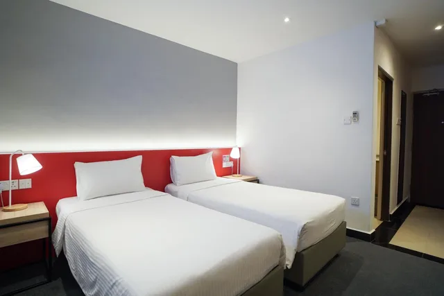 Standard, Double or Twin Bed, No Window، Metropolitan Ymca Singapore 1/7