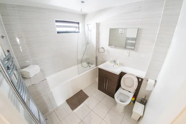 استوديو، Ilford Tower Apartments 8/10