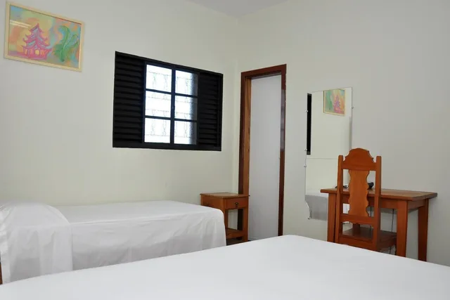 غرفة قياسية رباعية بسرير مزدوج وسريرين منفصلين، Carolina Plaza Hotel 2/7