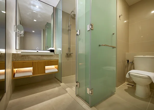 غرفة ديلوكس بسرير كينج وسريرين منفصلين، ANSA Hotel Kuala Lumpur 7/9