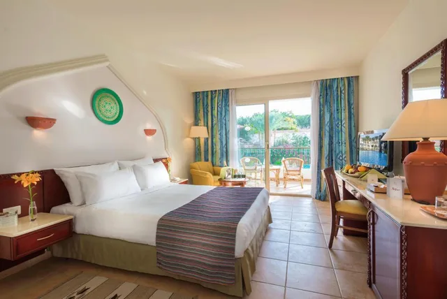 غرفة سوبيريور بسرير مزدوج بإطلالة على المسبح، Baron Resort Sharm El Sheikh 1/1