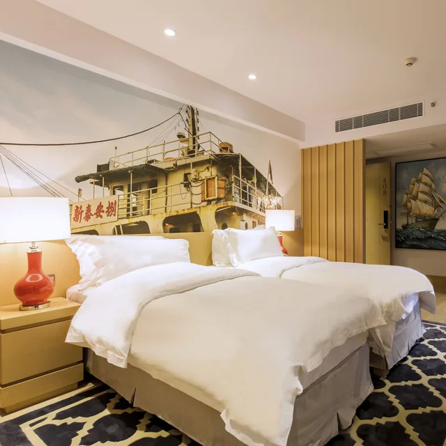 غرفة قياسية بسريرين منفصلين، Caravel Hotel 2/5