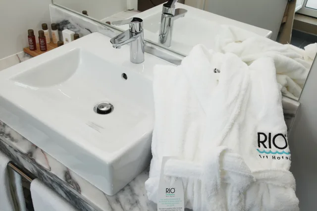 غرفة قياسية بسريرين منفصلين، Rio Art Hotel 7/9