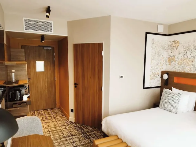 Deluxe, Double Bed, Bay View، Mercure Acheres St Germain en Laye 2/10