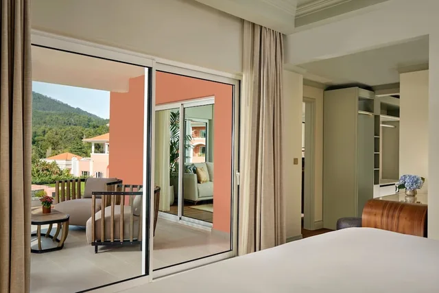 2 Bedrooms, Family Suite, 2 Double Beds, Golf Course View، Penha Longa Resort 3/5