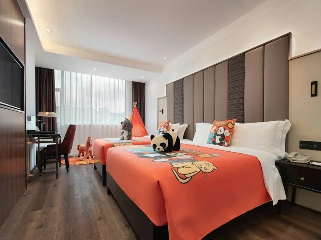 غرفة ديلوكس بسريرين منفصلين، Metropolo Jinjiang Hotel (Haikou East High-speed Railway Station, Normal University) 1/2