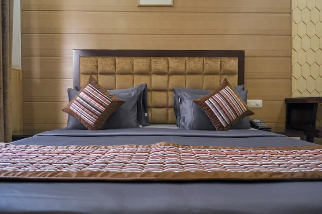جناح بريميوم بسرير كينج، Imperial Apartments 3/3