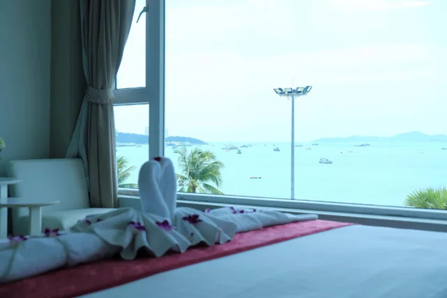 جناح تنفيذي بإطلالة على البحر، The Beach Front Resort Pattaya 3/3