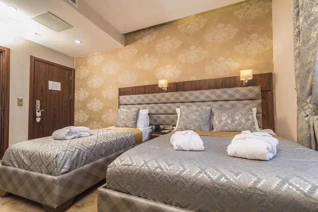 غرفة قياسية بسرير مزدوج أو سريرين منفصلين، Midmar Deluxe Hotel 1/8