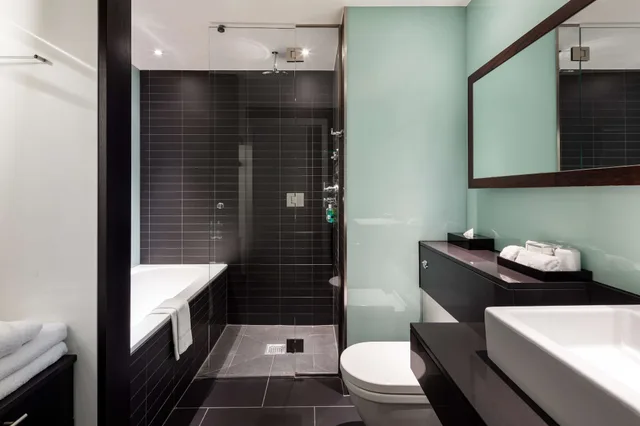 غرفة بريميوم بسرير كينج، Radisson Blu Hotel, London Canary Wharf East 3/3