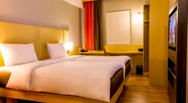 غرفة قياسية بسرير مزدوج أو سريرين منفصلين، Ibis Padang 1/2