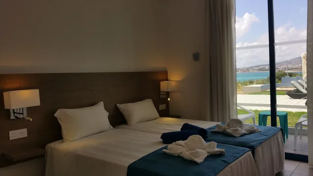 جناح بأربعة أسرّة بإطلالة على المسبح بغرفتي نوم، Maricas Boutique Hotel 1/6