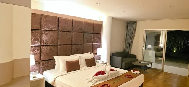 Premier, King Bed, Pooh Beach Resort and Spa 7/10